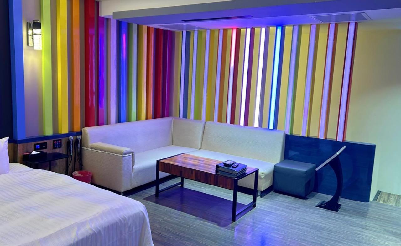 Soho Motel Taoyuan Exterior foto